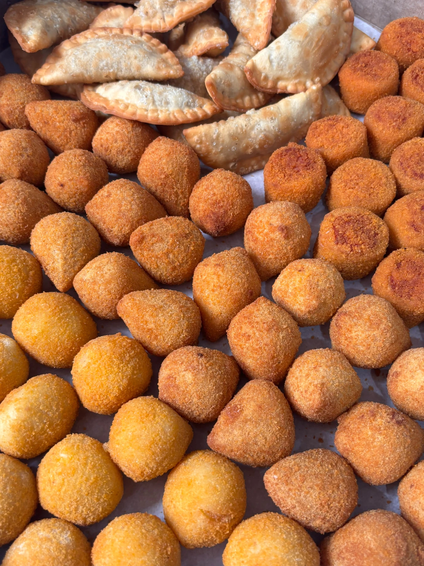 Coxinhas e pastéis da Fia